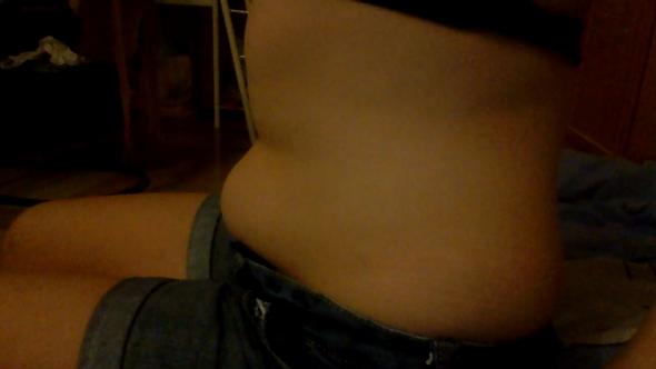 sitzen - (Bauch, Dick)