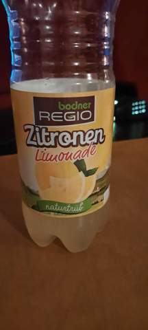 Zitronensaft Stöpsel Schwarz/Braun?